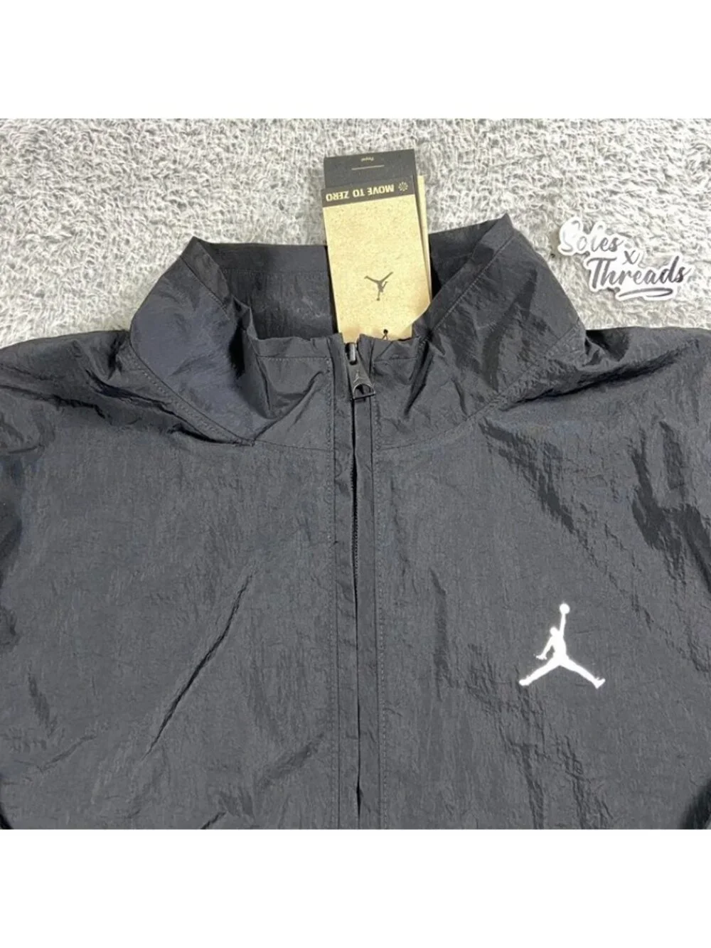 Air Jordan Essential Hybrid Woven Jacket Size Medium Men Black White FN4537-010